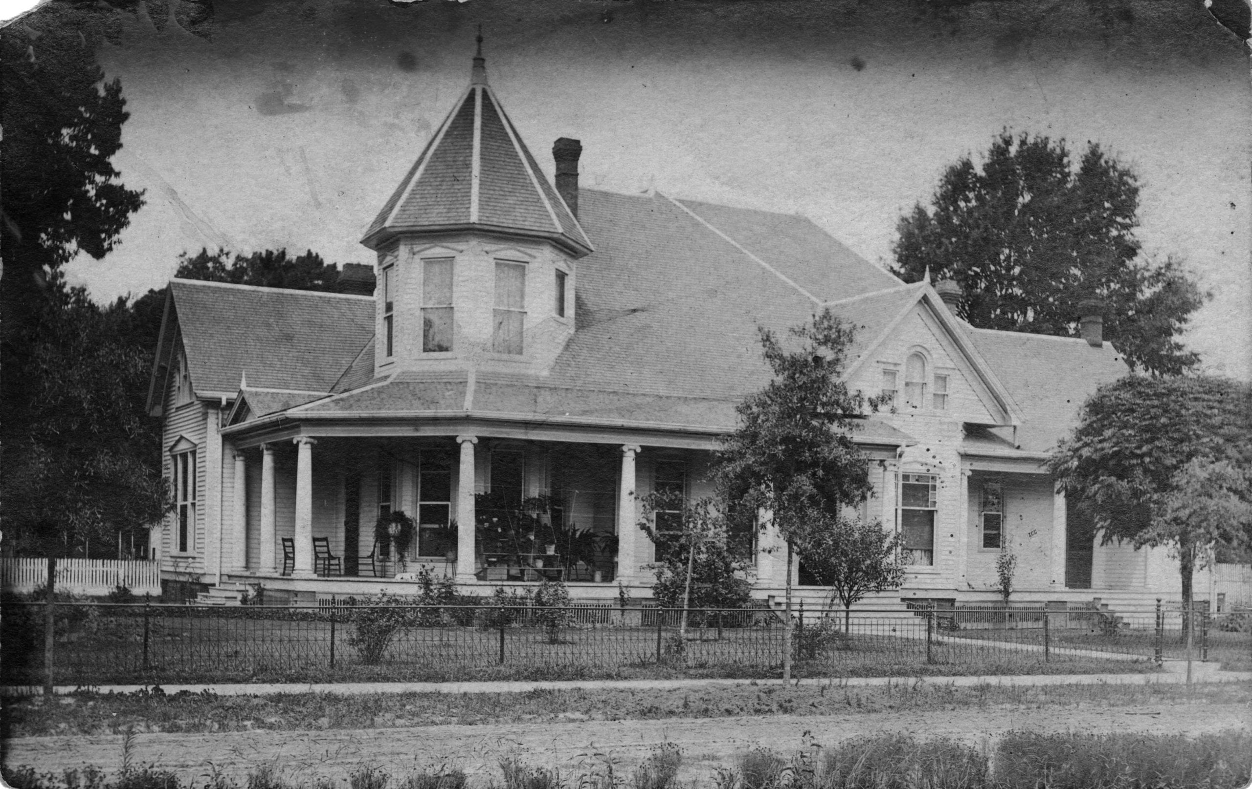 1900’s – T.D. Snetzer’s Home